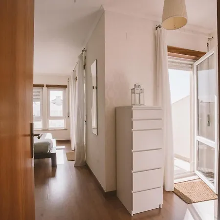 37 - Driftwood Ocean Peniche