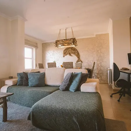 37 - Driftwood Ocean