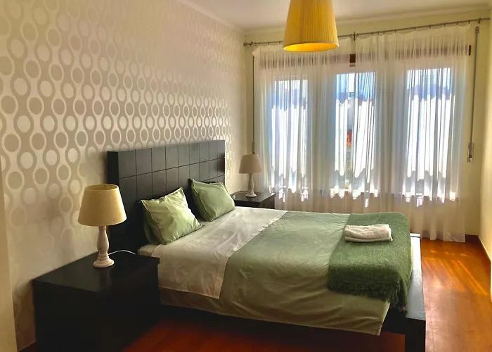 37 - Driftwood Ocean Peniche