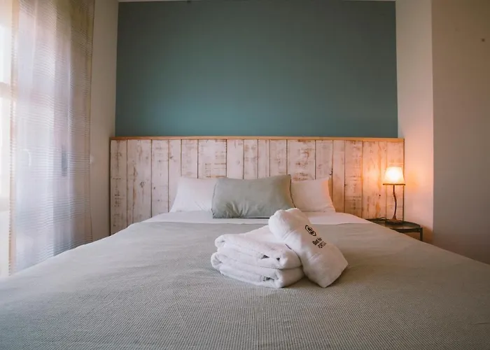 37 - Driftwood Ocean Peniche