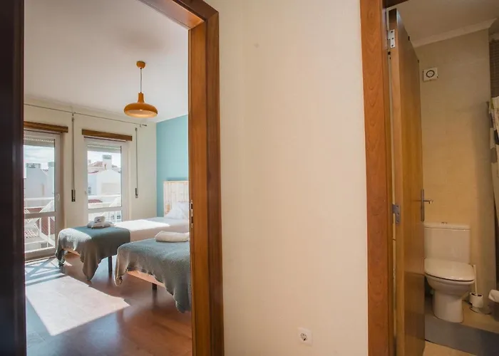 37 - Driftwood Ocean *